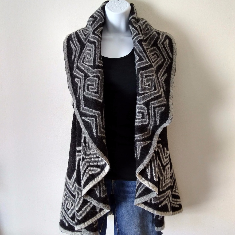 Tempo Paris Swing Sweater Vest NWOT S/M